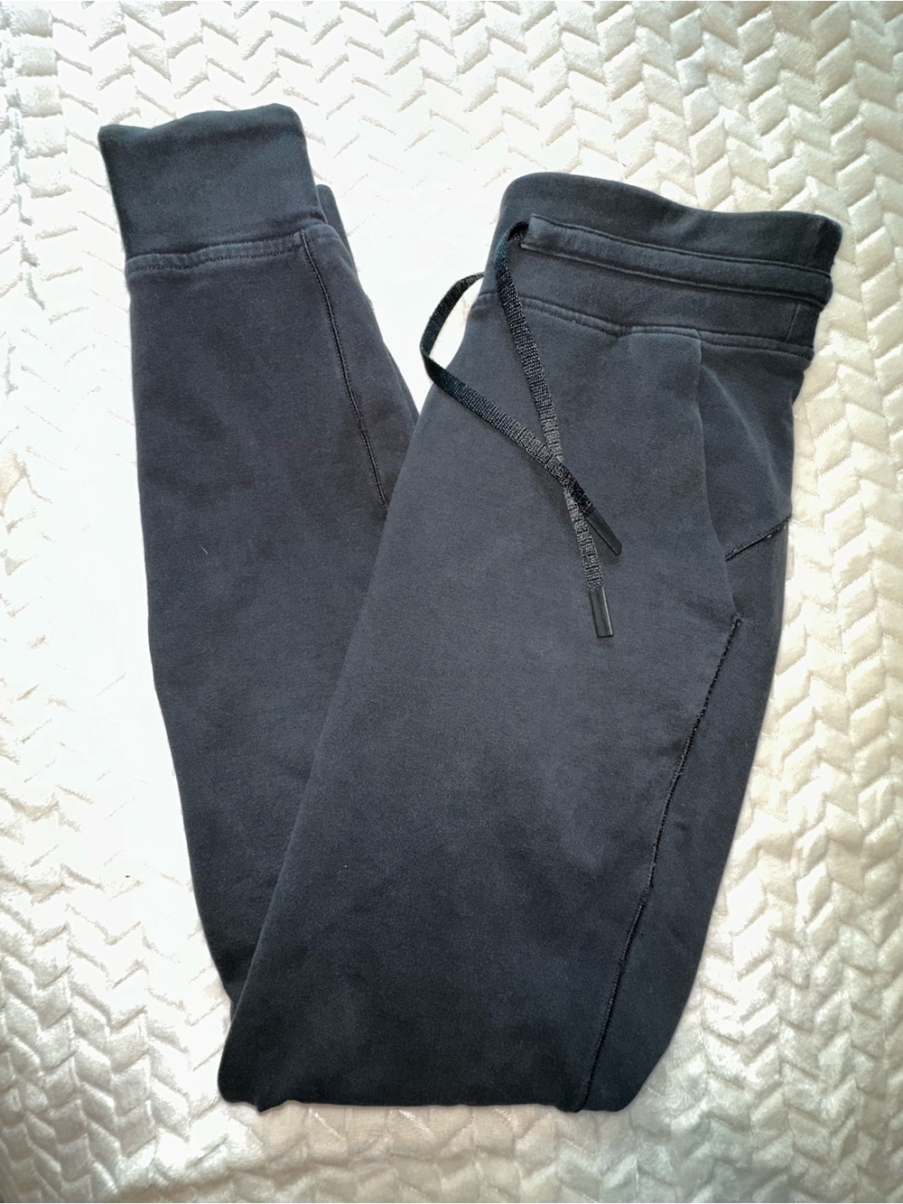 Lululemon Ready To Fleece Jogger Black Size 4